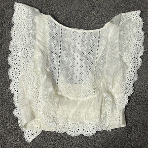 Cute lace top w open back
